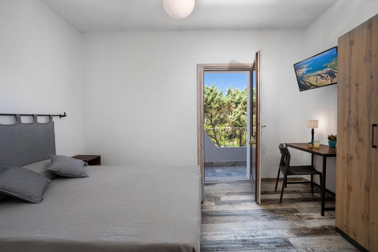 Il Mirto Bed & Breakfast Baja Sardinia Exterior photo